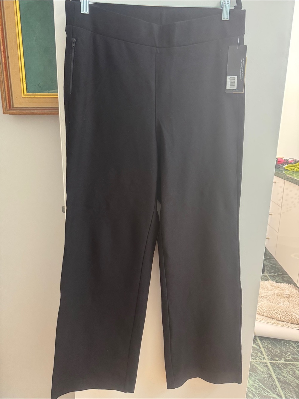 Women’s black dress pants, Zippered pockets, NWT